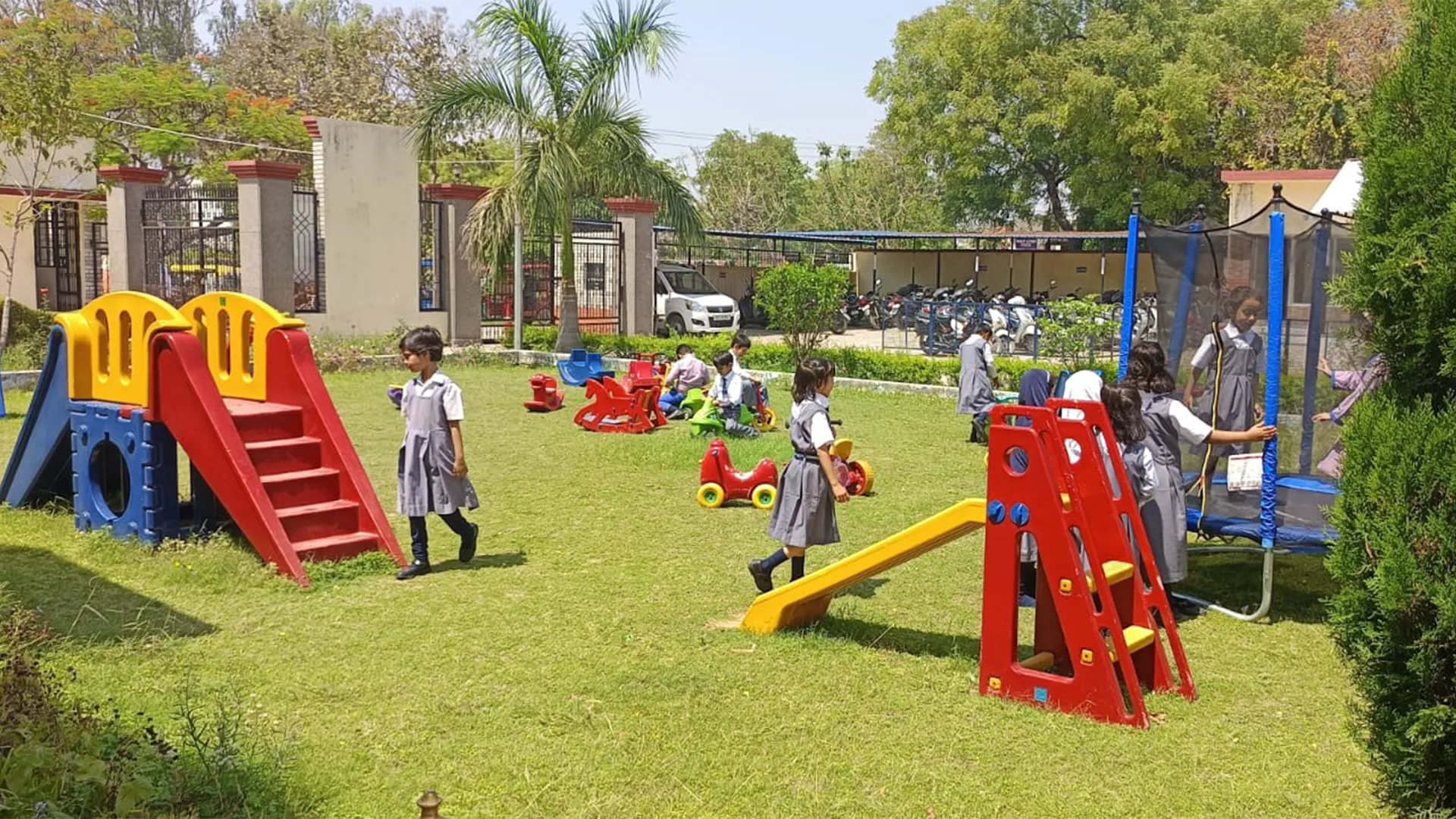 iqra public school slider 7b